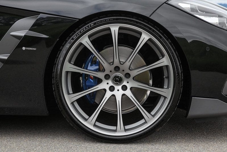 Complete Wheel and Tire Set for THE 1 - BMW 1 series F40 without M brakes -  dAHLer Competition Line
