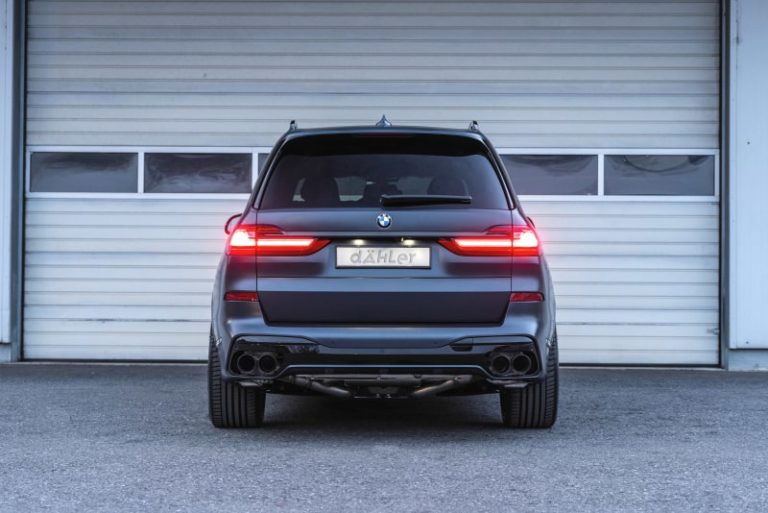 BMW X7 M50i exhaust by dÄHLer | Awesome Sound